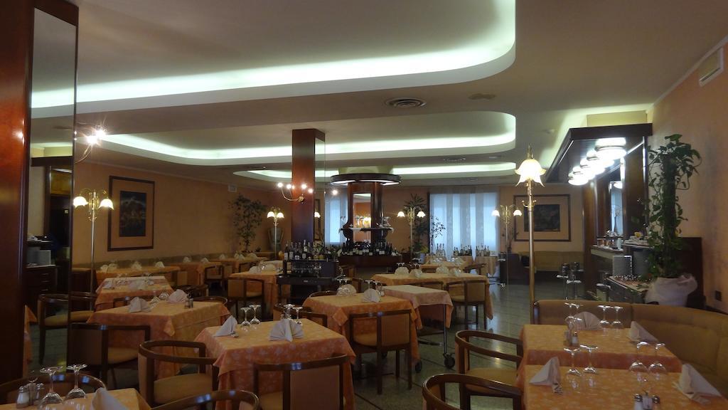 Le Gronde Hotel Cava Manara Екстериор снимка
